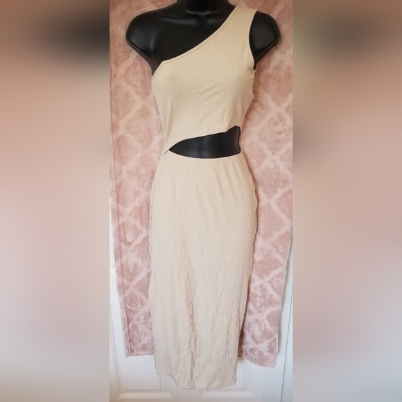 One Shoulder Sleeveless Cutout Side Slit Bodycon - Picture 4 of 6